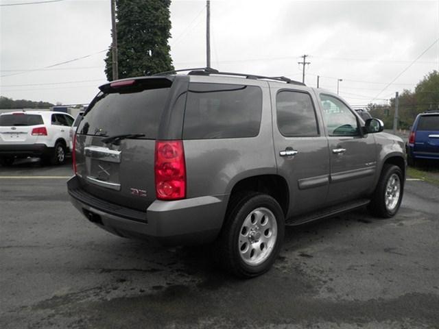 GMC Yukon 2007 photo 2