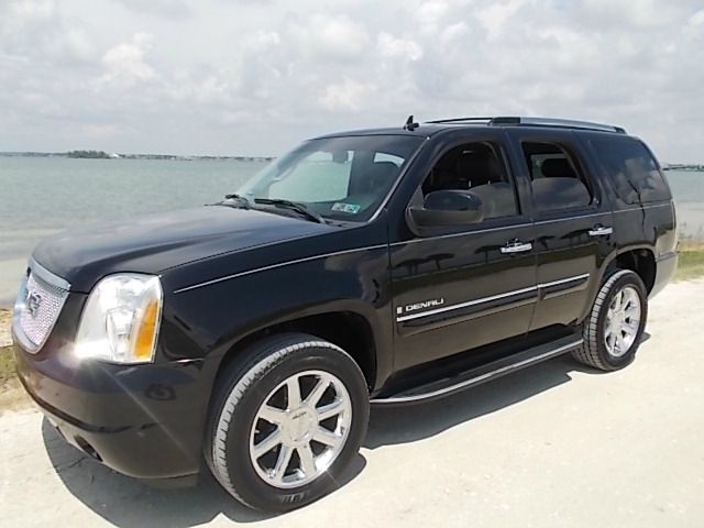 GMC Yukon 2007 photo 4