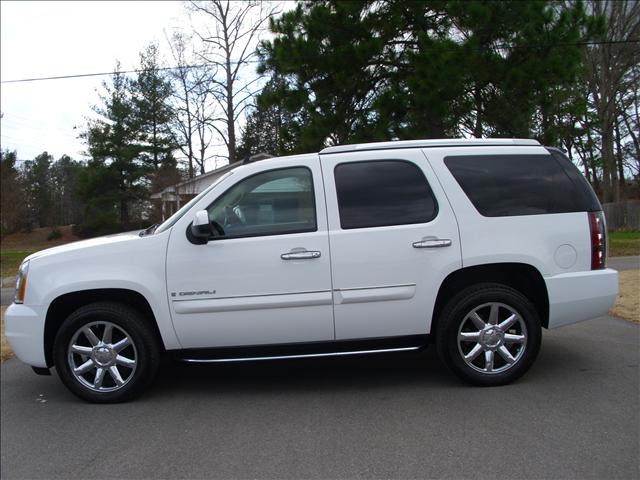 GMC Yukon Unknown Sport Utility