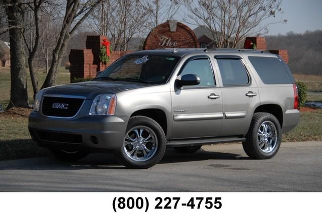GMC Yukon 2007 photo 2