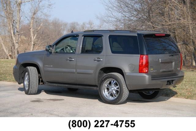 GMC Yukon 2007 photo 3