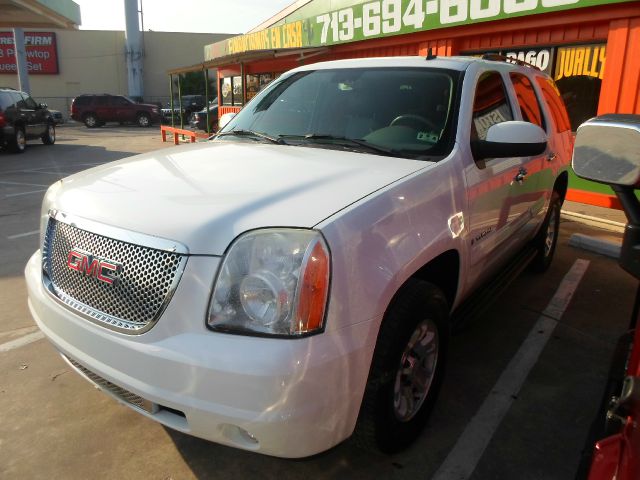 GMC Yukon 2007 photo 2