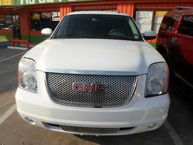 GMC Yukon 2007 photo 3