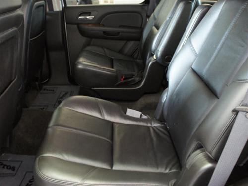 GMC Yukon 2008 photo 2