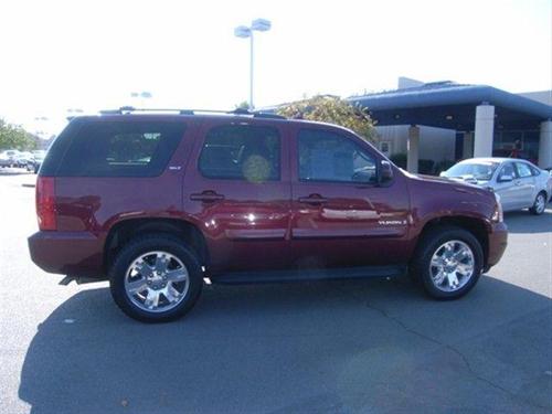 GMC Yukon 2008 photo 2