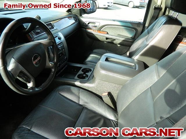 GMC Yukon 2008 photo 1