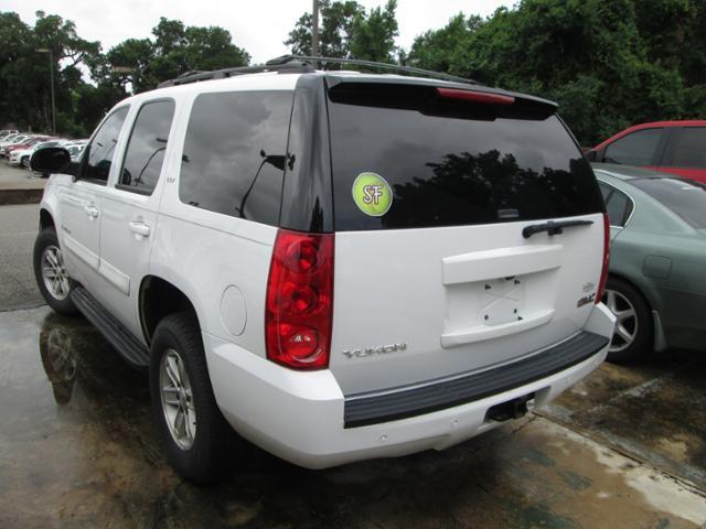 GMC Yukon 2008 photo 1