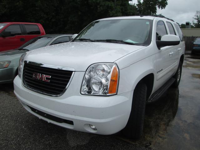 GMC Yukon 2008 photo 2