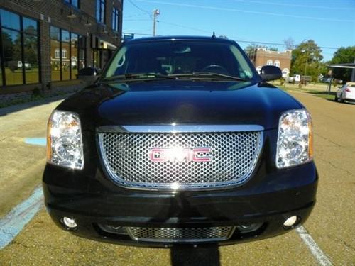 GMC Yukon 2008 photo 1