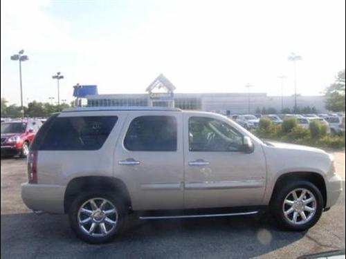 GMC Yukon 2008 photo 2