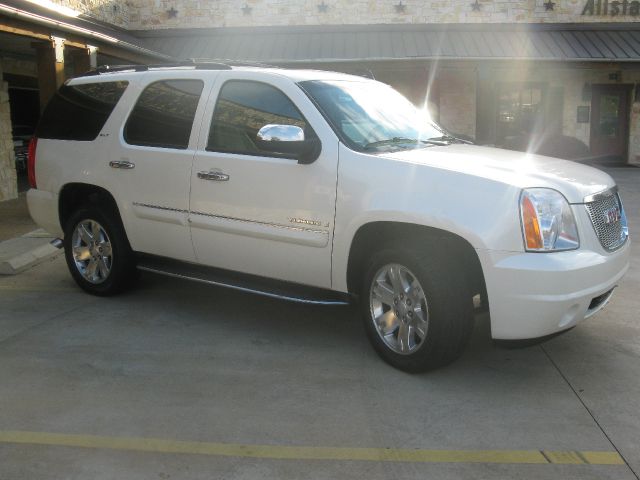 GMC Yukon 2008 photo 1
