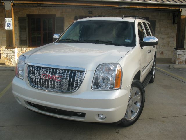 GMC Yukon 2008 photo 4