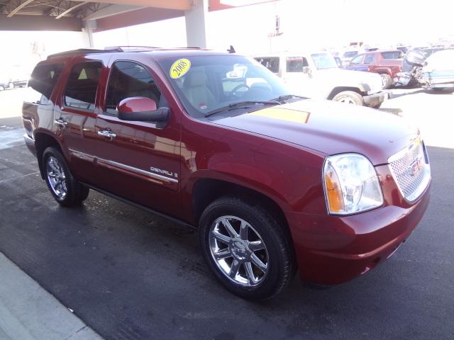 GMC Yukon 2008 photo 2