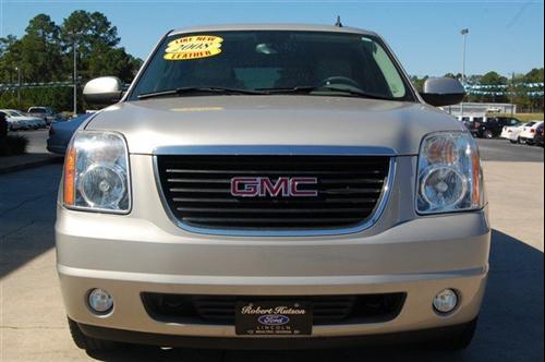 GMC Yukon 2008 photo 2