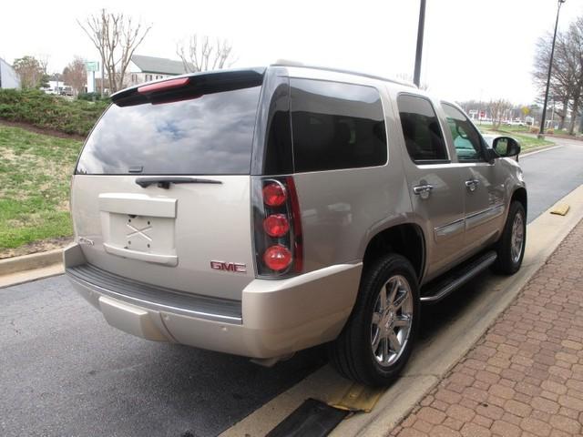 GMC Yukon 2008 photo 3