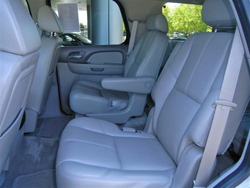 GMC Yukon 2008 photo 1