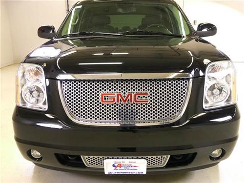 GMC Yukon 2008 photo 2