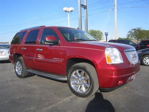 GMC Yukon 2008 photo 2
