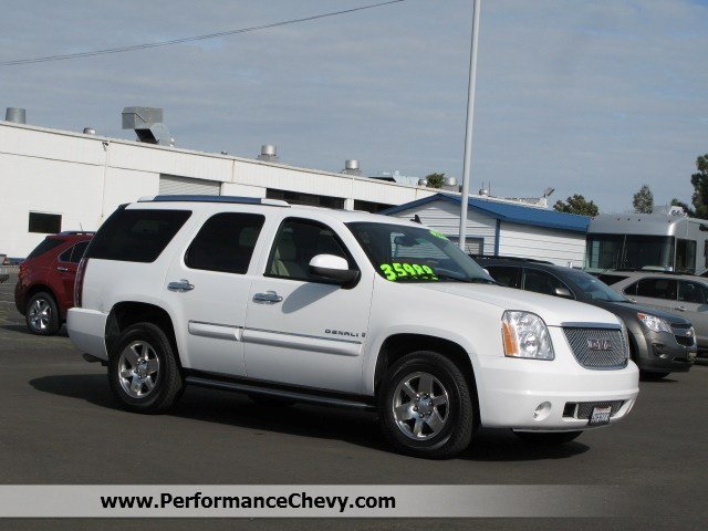 GMC Yukon 2008 photo 1