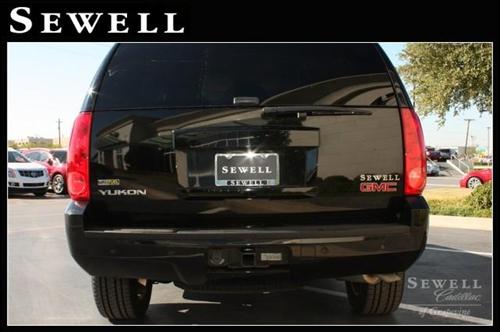 GMC Yukon 2008 photo 3