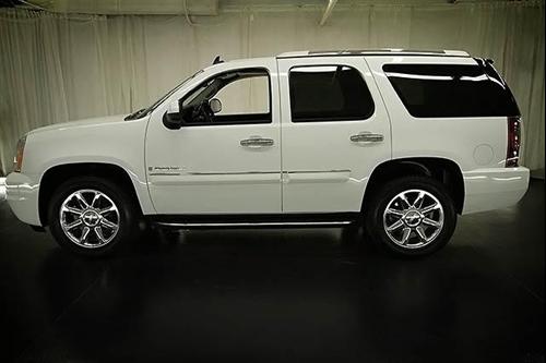 GMC Yukon 2008 photo 3