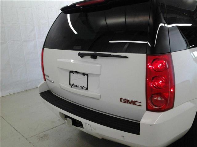 GMC Yukon 2008 photo 3