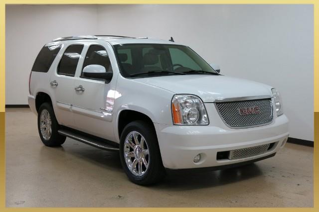 GMC Yukon 2008 photo 1