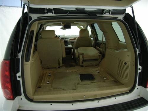 GMC Yukon 2008 photo 2
