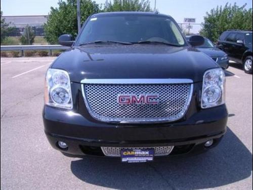 GMC Yukon 2008 photo 1