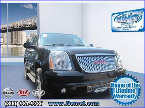 GMC Yukon 2008 photo 2
