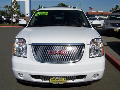 GMC Yukon 2008 photo 2