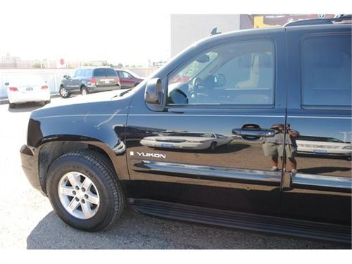 GMC Yukon 2008 photo 2