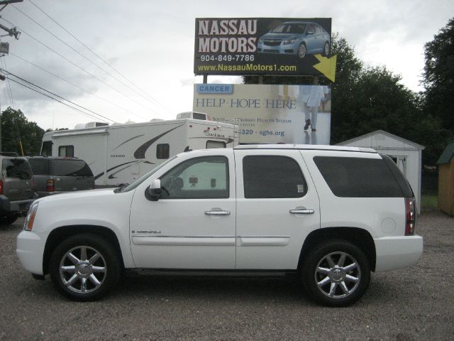 GMC Yukon 2008 photo 3