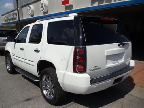GMC Yukon 2008 photo 1