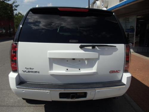GMC Yukon 2008 photo 4