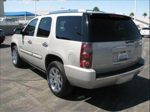 GMC Yukon 2008 photo 3