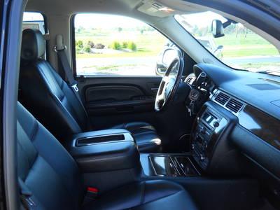 GMC Yukon 2008 photo 2