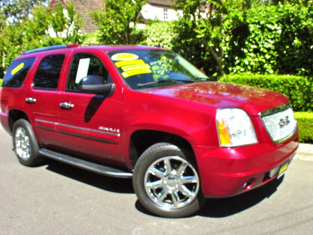 GMC Yukon 2008 photo 1