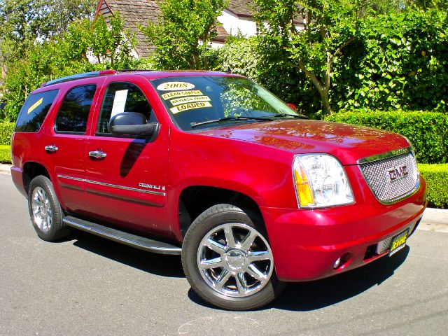 GMC Yukon 2008 photo 2