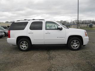GMC Yukon 2009 photo 4