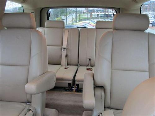 GMC Yukon 2009 photo 2