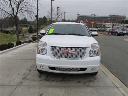 GMC Yukon 2009 photo 4