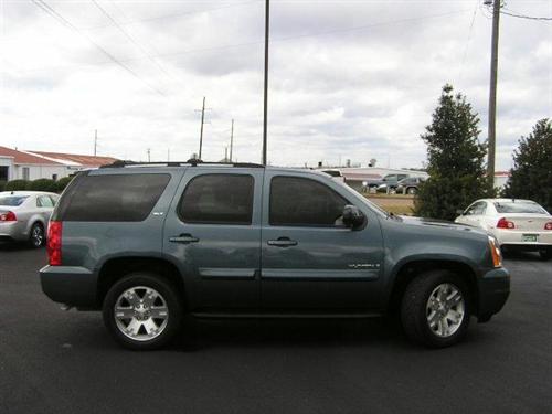GMC Yukon 2009 photo 2