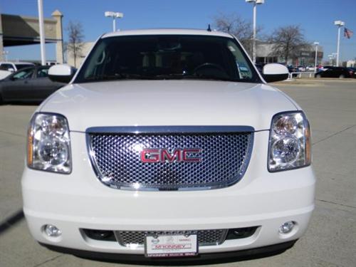 GMC Yukon 2009 photo 1