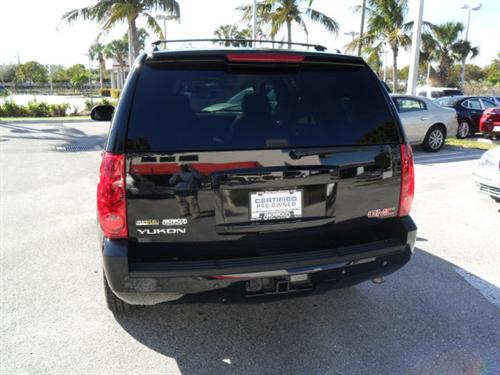 GMC Yukon 2009 photo 3