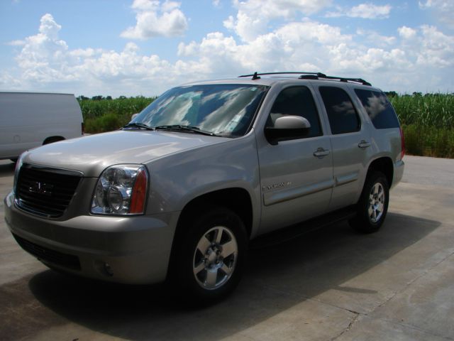 GMC Yukon 2009 photo 4