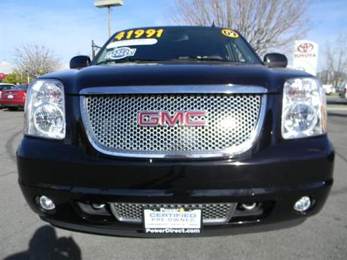 GMC Yukon 2009 photo 2