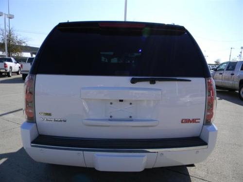 GMC Yukon 2009 photo 3