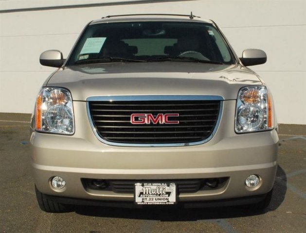 GMC Yukon 2009 photo 4