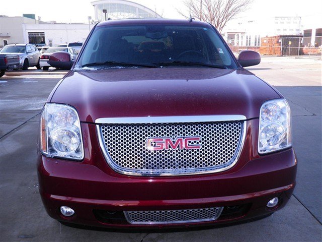 GMC Yukon 2009 photo 1
